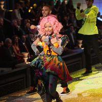 Nicki Minaj - 2011 Victoria's Secret Fashion Show - Performance